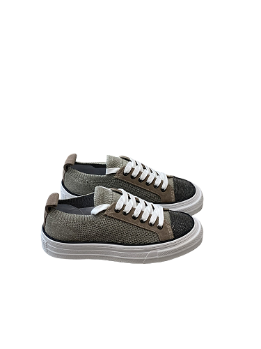 Classic Retro SneakersItem ID