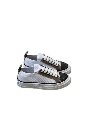 Classic Retro SneakersItem ID