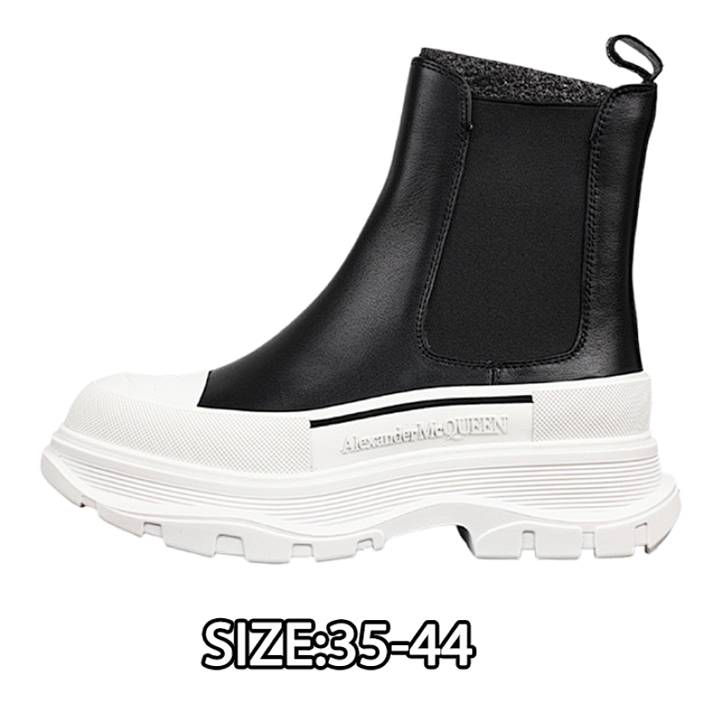 Alexander McQueen Chelsea Boots