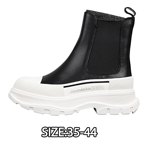 Alexander McQueen Chelsea Boots