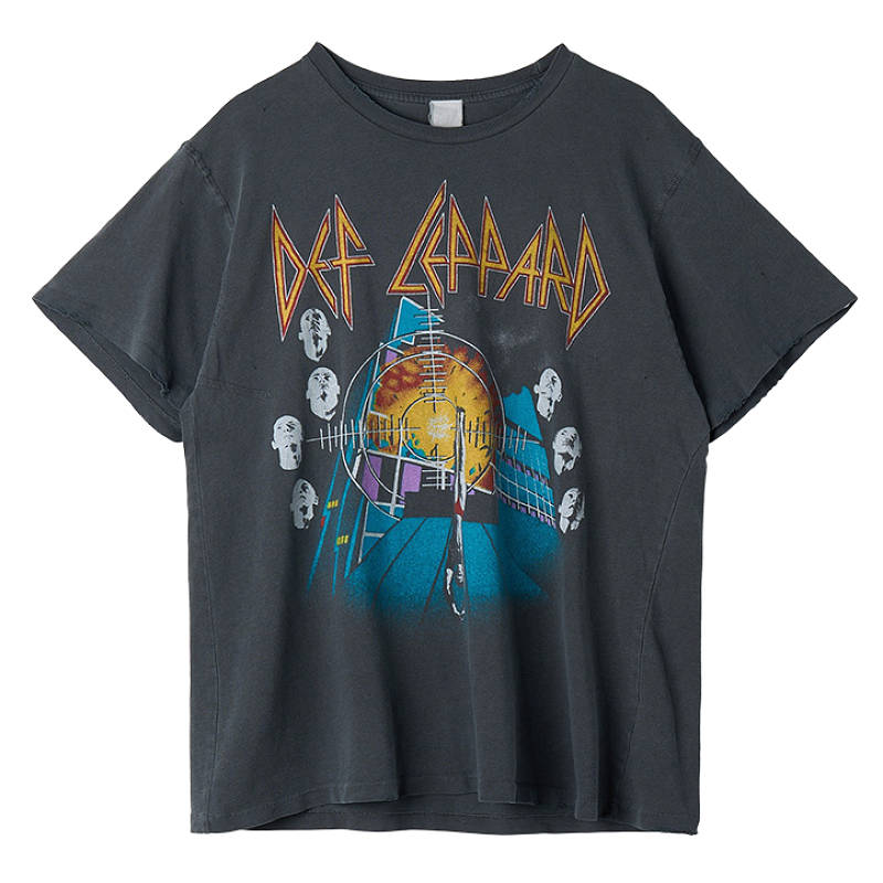 Crowd-Gazing Printed Short Sleeve