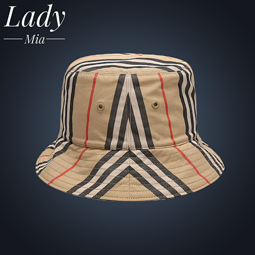 Louis Vuitton B Bucket Hat