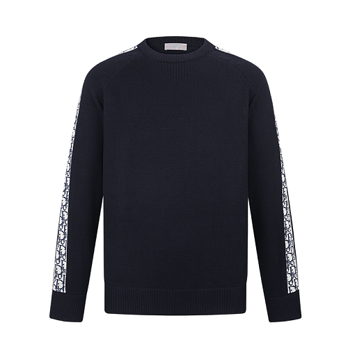 Long-sleeve Sweater With Side-letter Jacquard Pattern