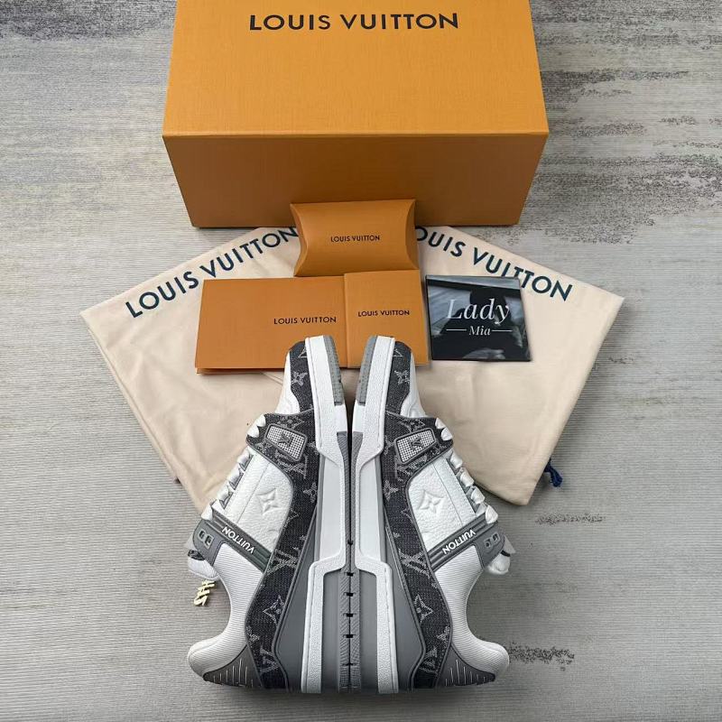 Sneakers from Lady Mia