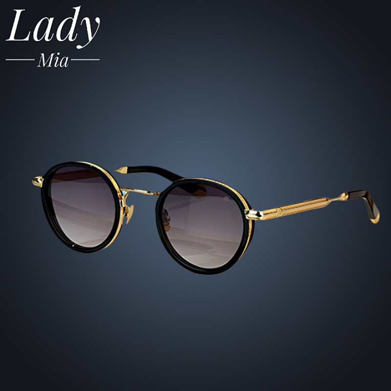 Ring from Lady Mia