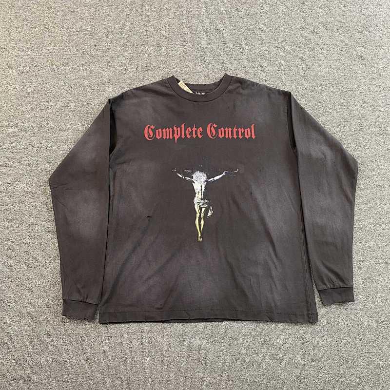 Saint T-shirt