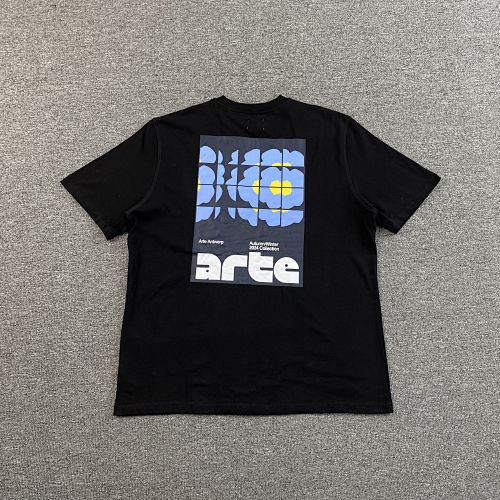 Art Arte Blur Embroidery T-shirt