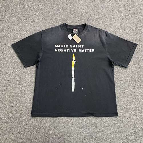 Saint T-shirt