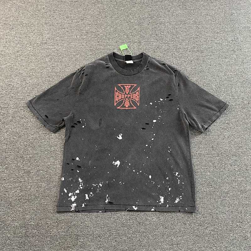 Saint T-shirt