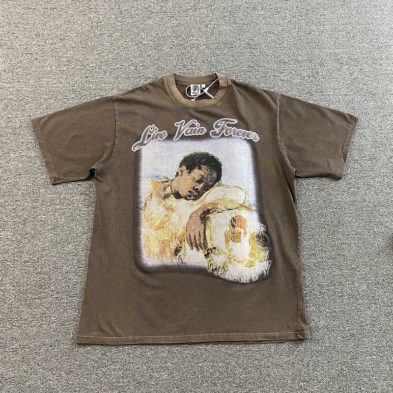 Saint Vanity T-shirt