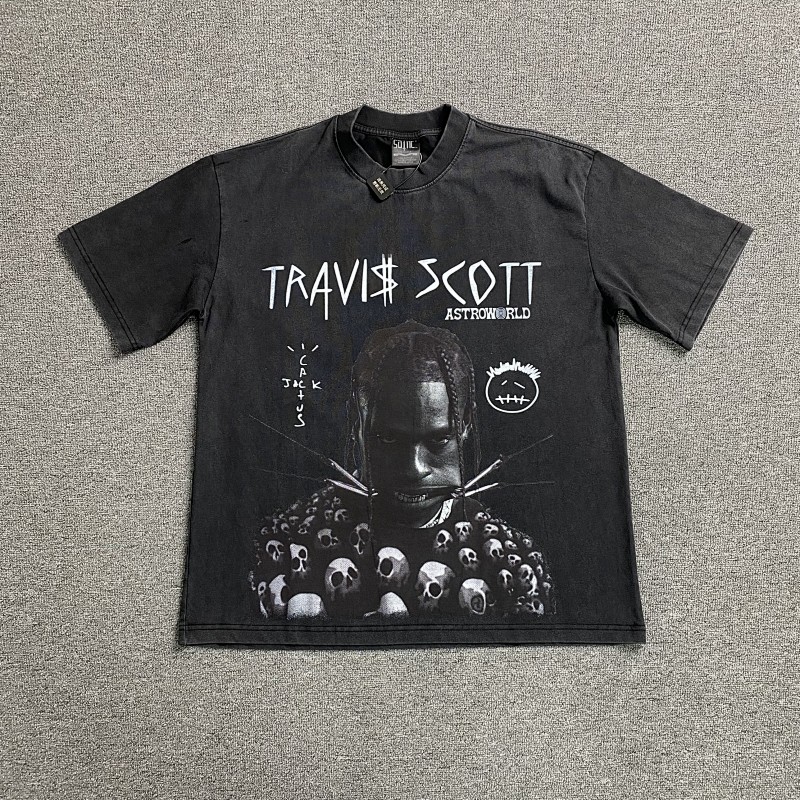 Saint T-shirt