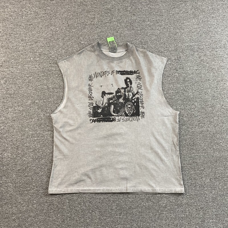 Saint T-shirt