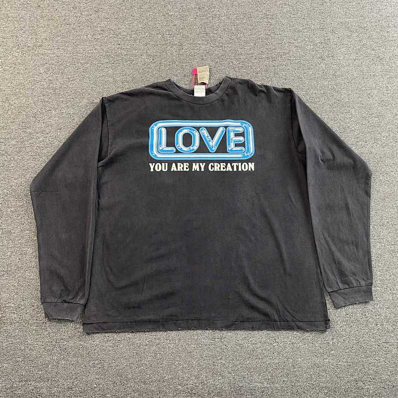 Saint T-shirt
