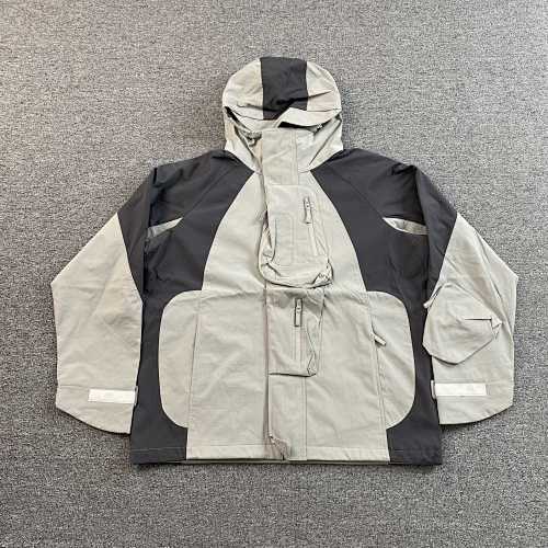 Undermycar Jacket