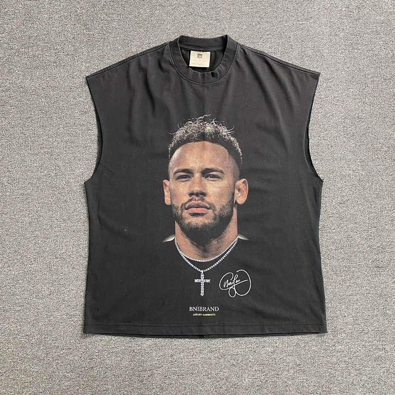 Saint Vest