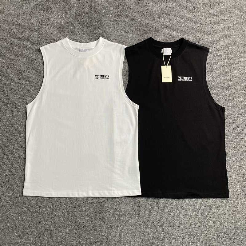 Vetements Vest