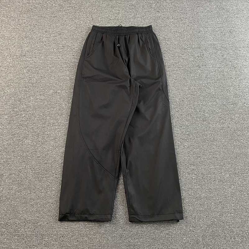 Mertra Pants