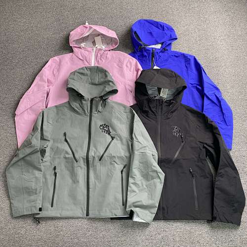 Mertra Jacket