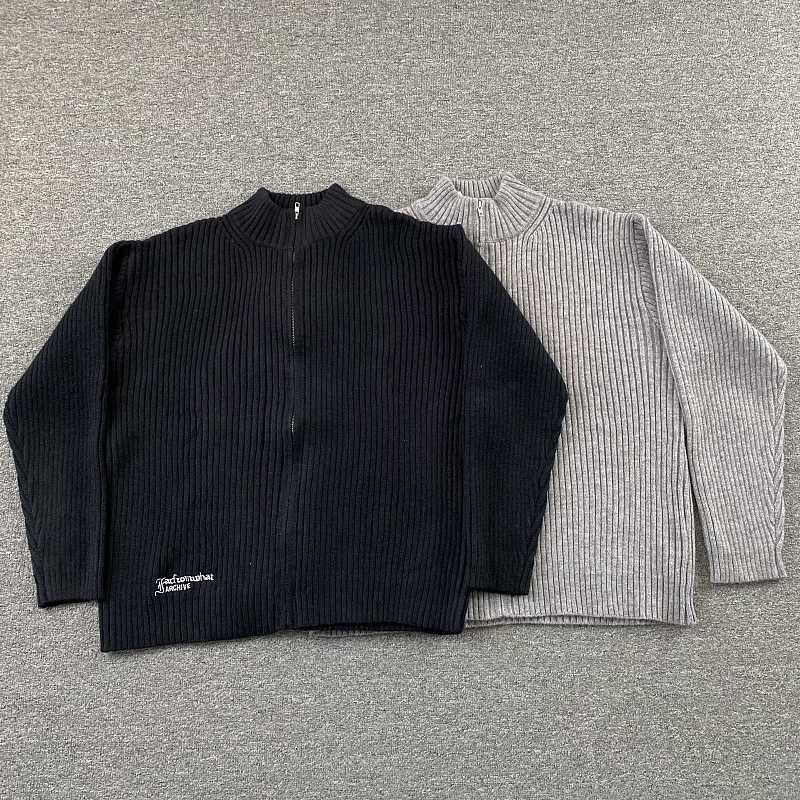Far.archive Sweater