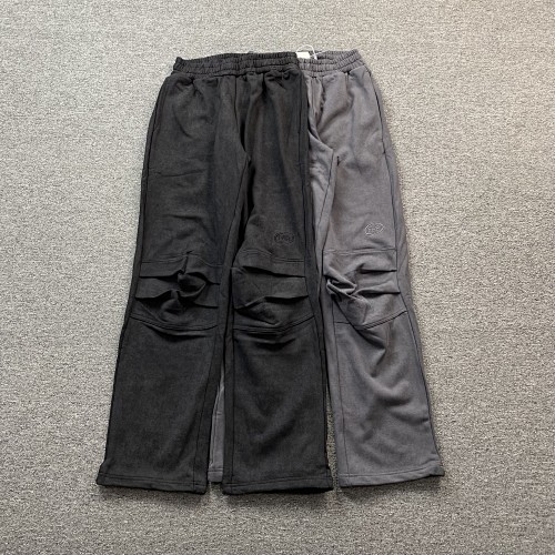 Far.archive Pants
