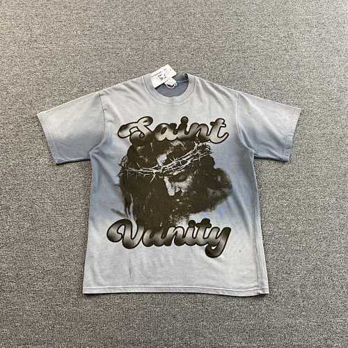 Saint Vanity T-shirt