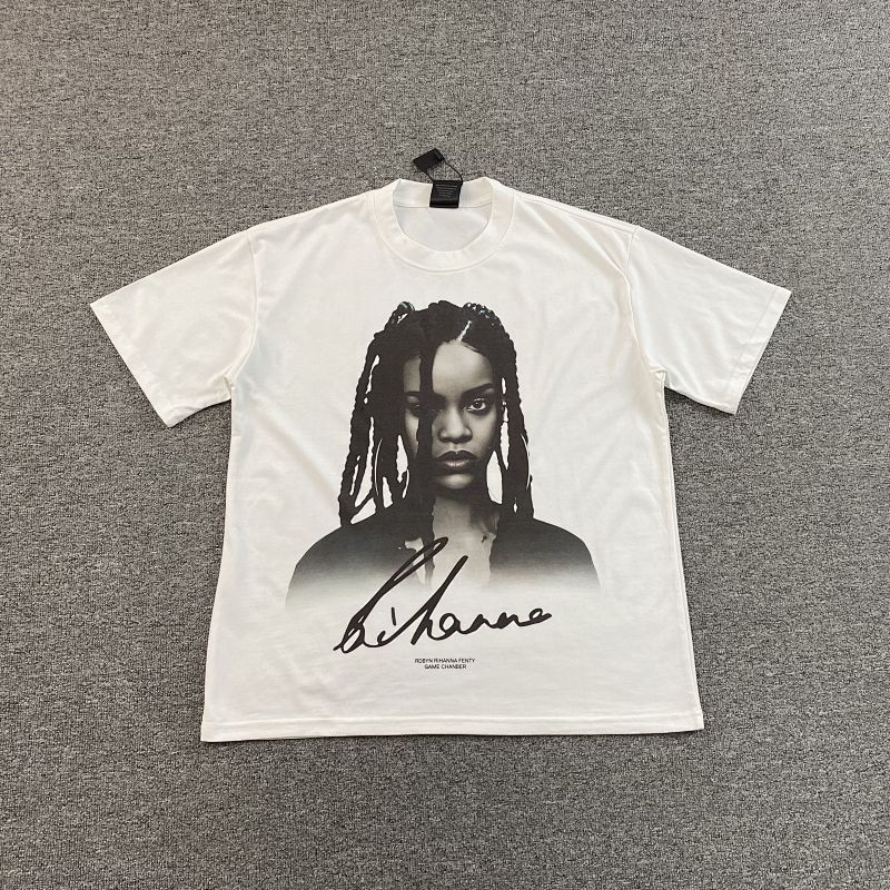 Saint T-shirt