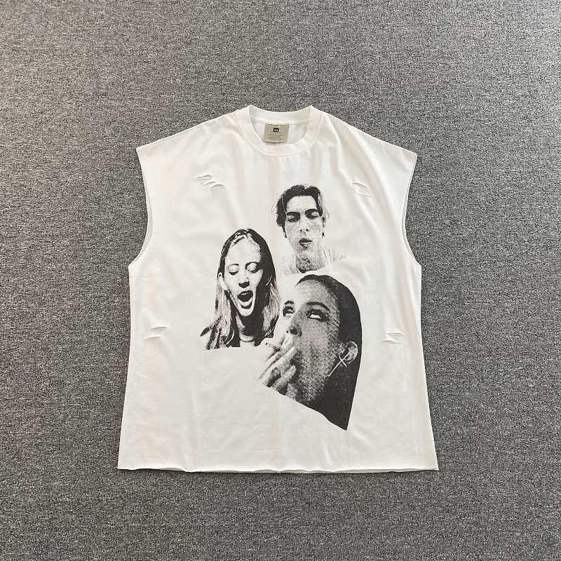 Saint Vest