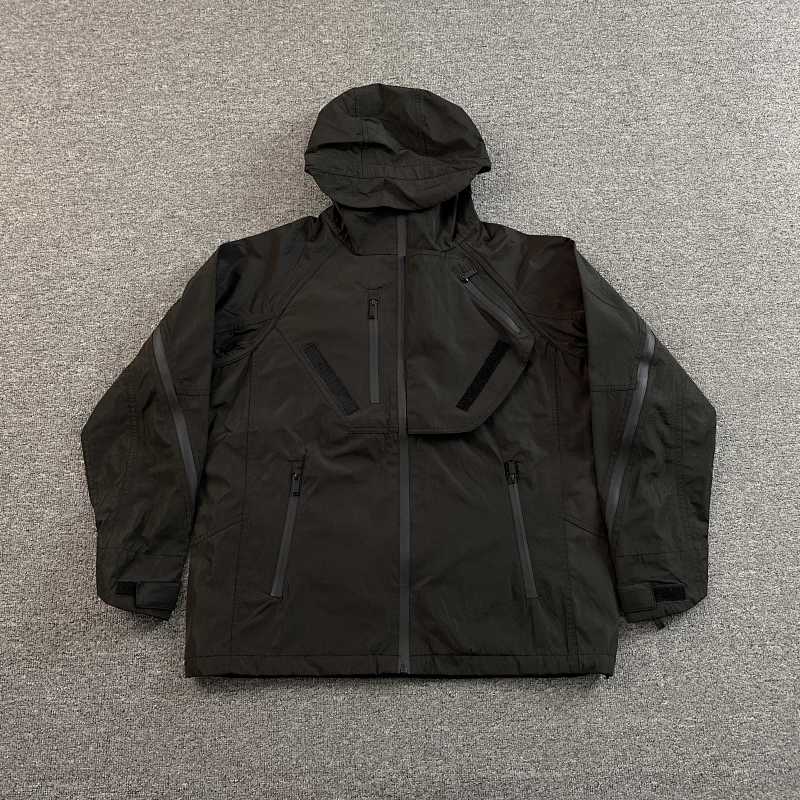 Undermycar Jacket
