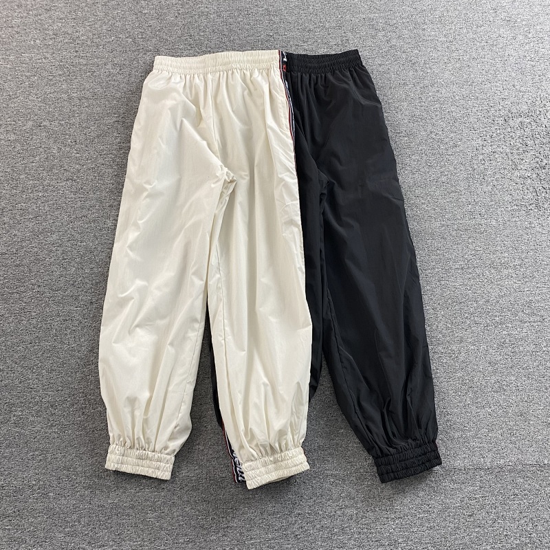 Vetements Pants