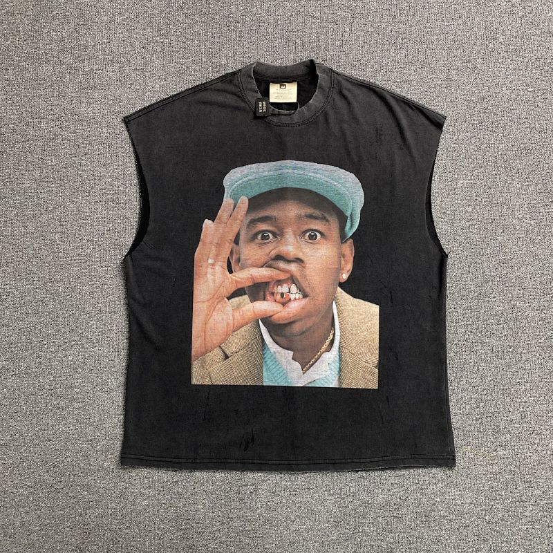 Saint Vest
