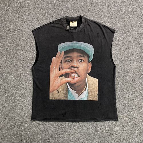 Saint Vest
