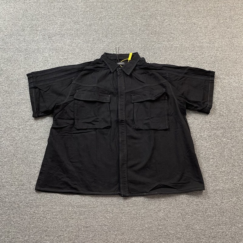 Far.archive T-shirt