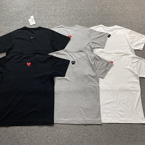 Play T-shirt
