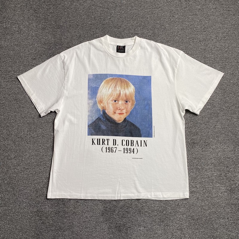 Kurt Cobain Memorial Child Vintage Photo T-shirt