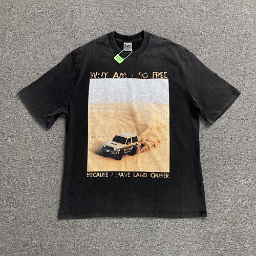 Saint T-shirt
