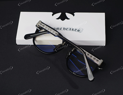 Glasses from Mortal