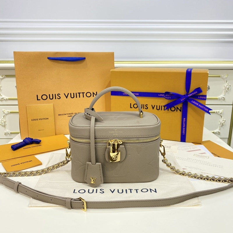 Louis Vuitton Vanity Giant Monogram