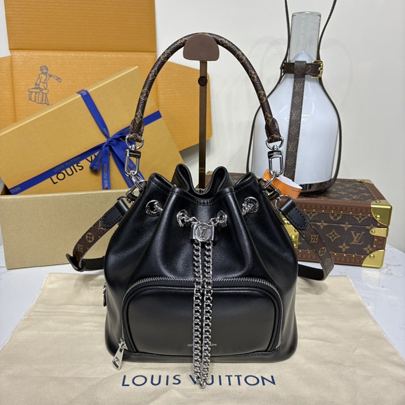 Louis Vuitton Vibe Noé Circle