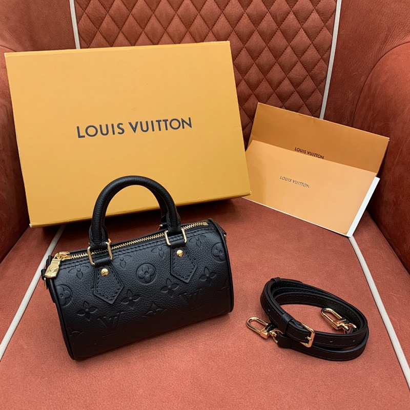 Louis Vuitton crossbody bag