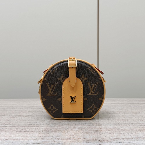 Louis Vuitton Chapeau 13x12x6.5cm
