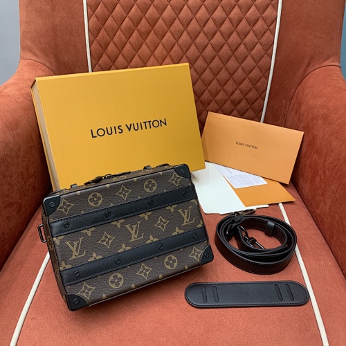 Louis Vuitton crossbody bag