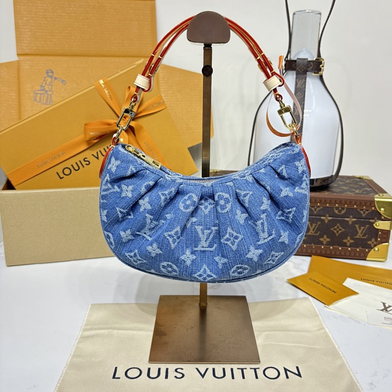 Louis Vuitton Pochette Valler