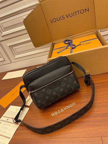 Louis Vuitton bag