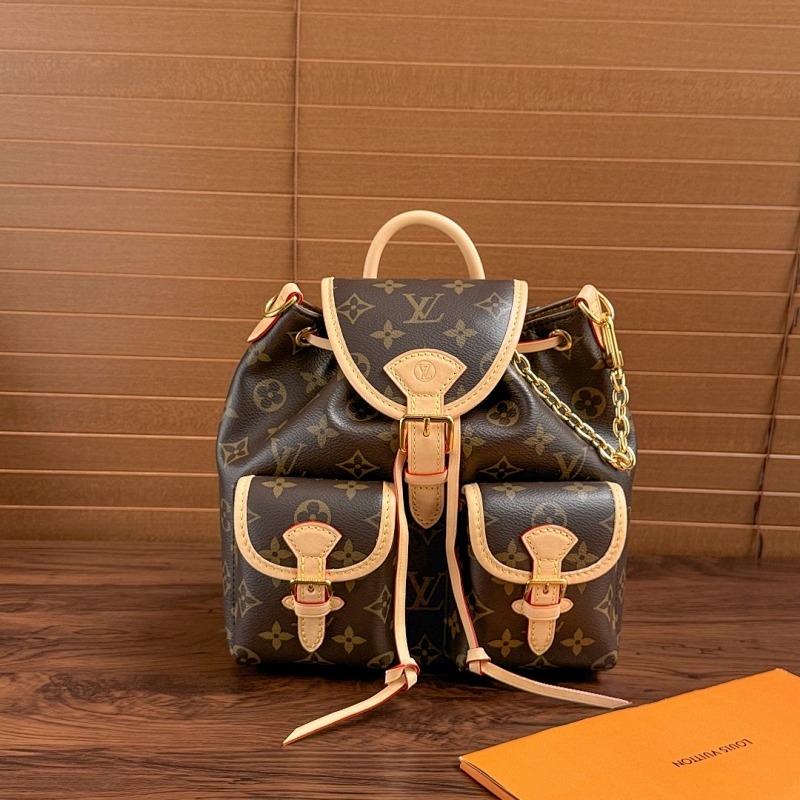 Louis Vuitton Excursion 21x23x10cm
