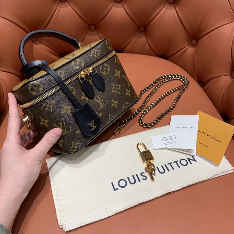 Louis Vuitton crossbody bag