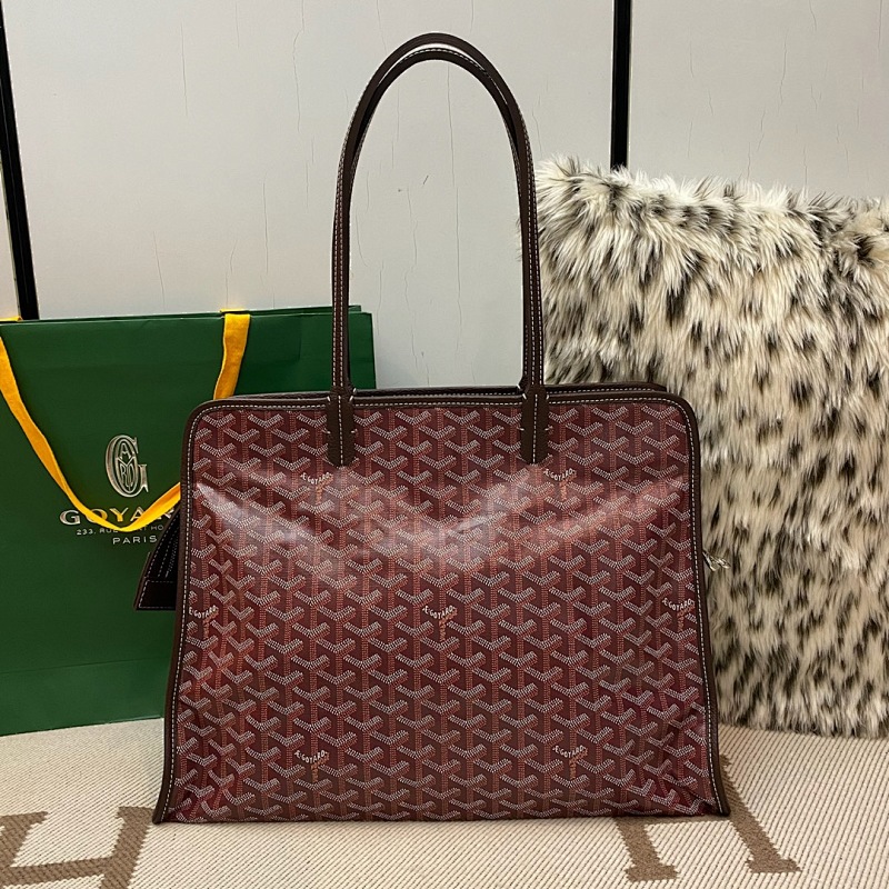 Goyard bag