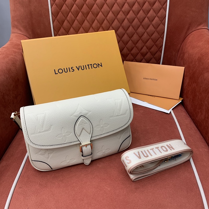 Louis Vuitton shoulder bag