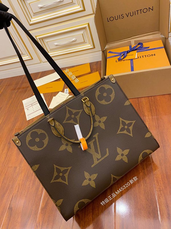 Louis Vuitton bag