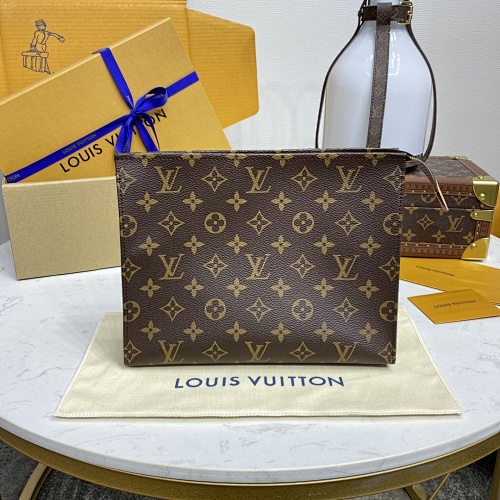 Louis Vuitton Poche Toilette
