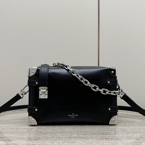 Louis Vuitton Mini Bumbag - 17x12x9.5cm